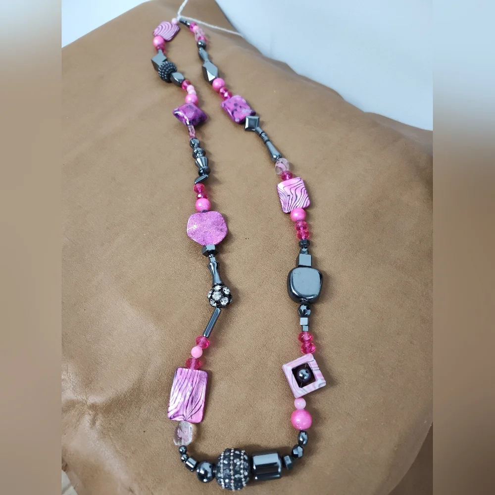 Handmade Chic Bright Pink and Hematite Beaded Necklace 32